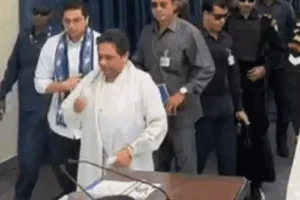 एक्शन में लौटीं मायावती